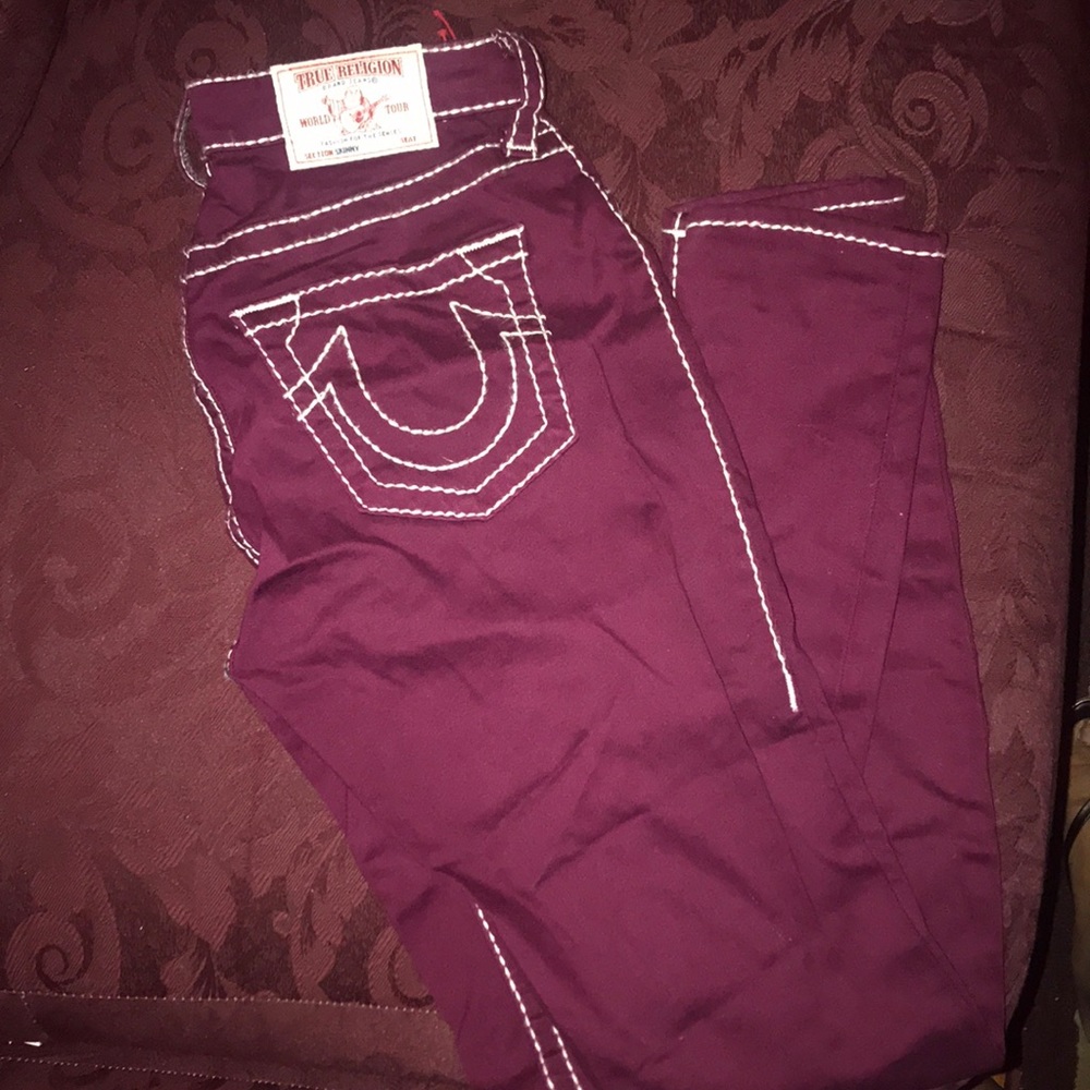 Women’s skinny burgundy True Religion Jeans